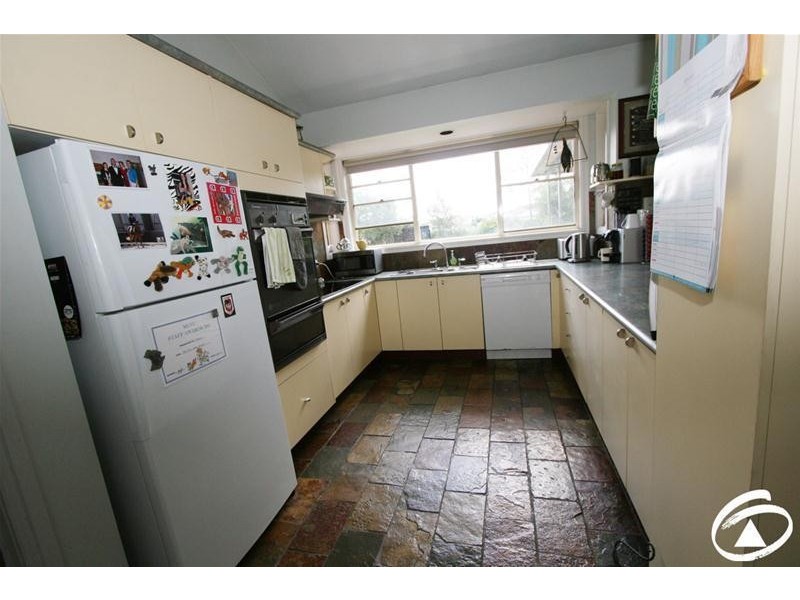 9 Provincial Place, Orange NSW 2800