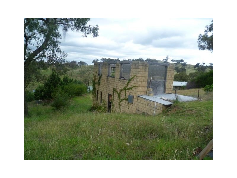 14 McArdle Street, Molong NSW 2866