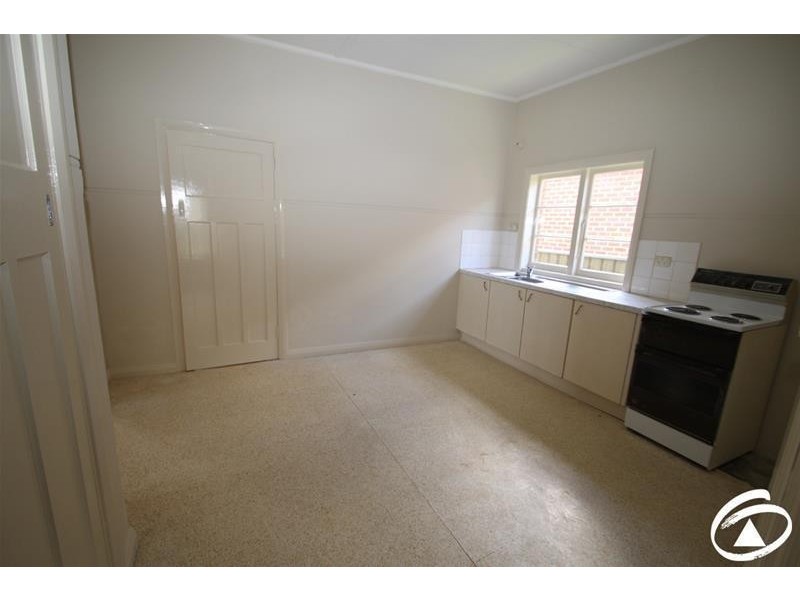 10 Curran Street, Orange NSW 2800