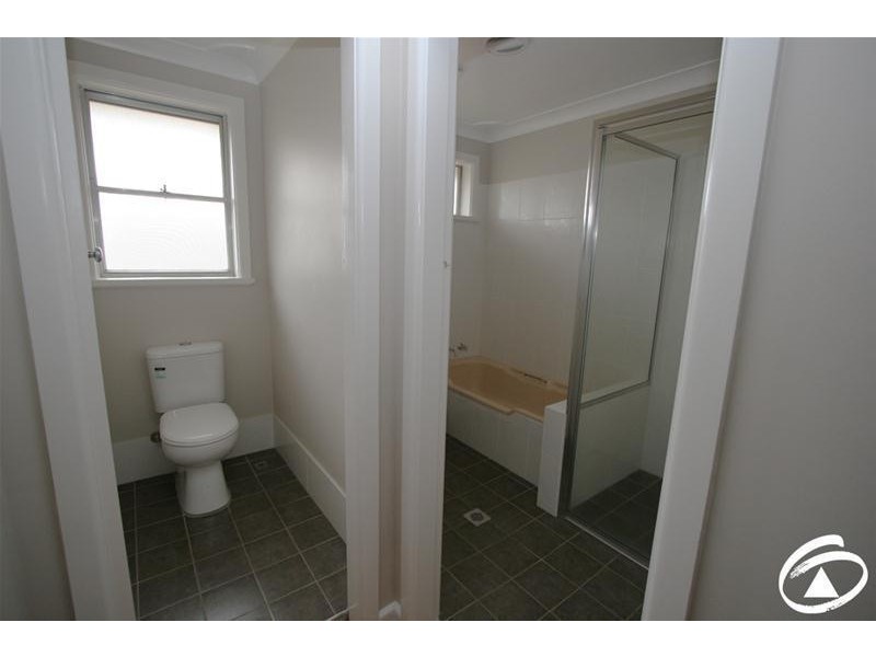 2 Johnstone Street, Orange NSW 2800