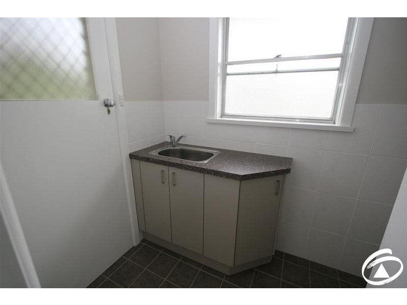 2 Johnstone Street, Orange NSW 2800