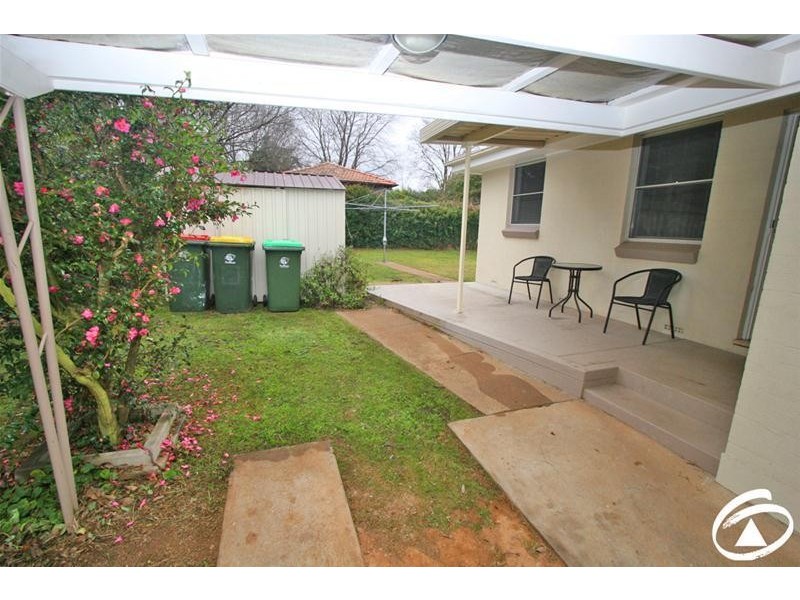 2 Johnstone Street, Orange NSW 2800