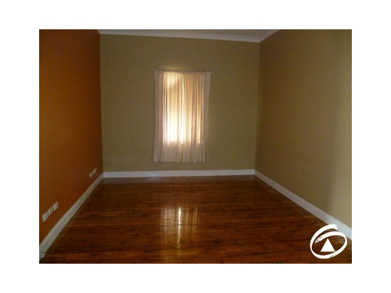 21 Riddell Street, Molong NSW 2866