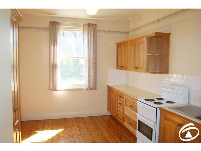 11 Summer Street, Orange NSW 2800