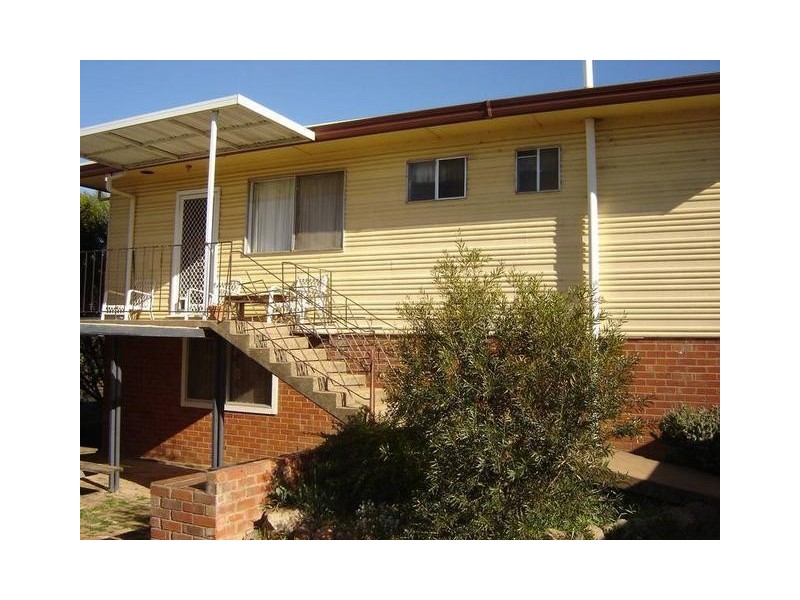 7 Boomey Street, Molong NSW 2866
