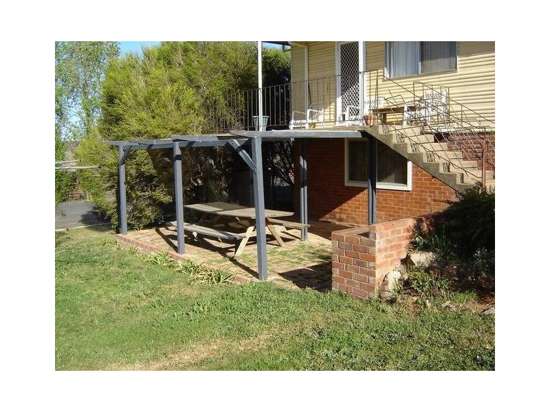 7 Boomey Street, Molong NSW 2866