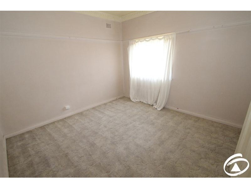 10 Curran Street, Orange NSW 2800