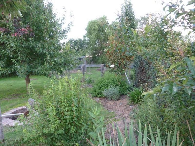 678 Burrendong Way, Orange NSW 2800