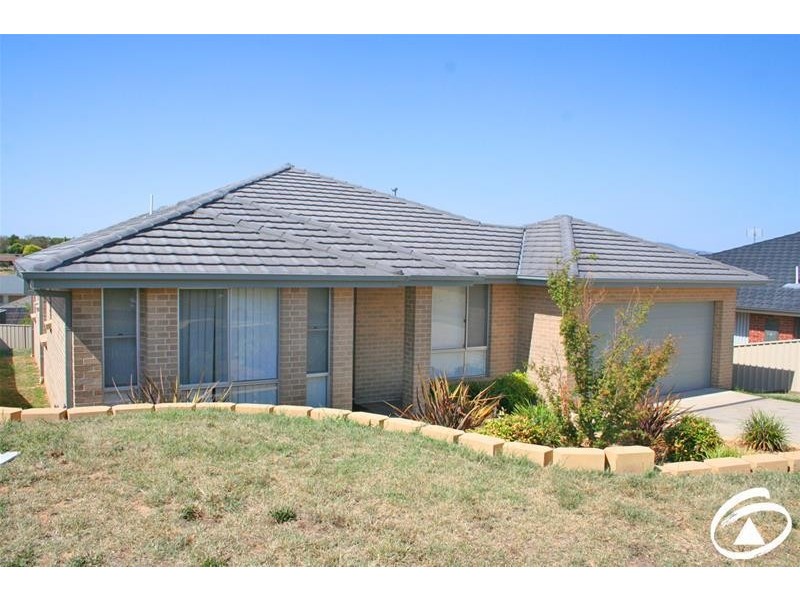 12 Windamingle Place, Orange NSW 2800