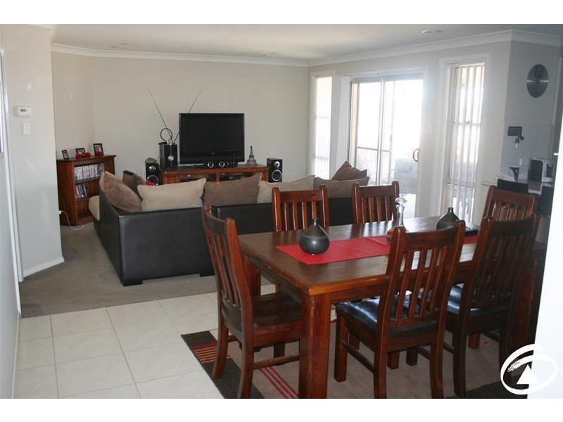 12 Windamingle Place, Orange NSW 2800