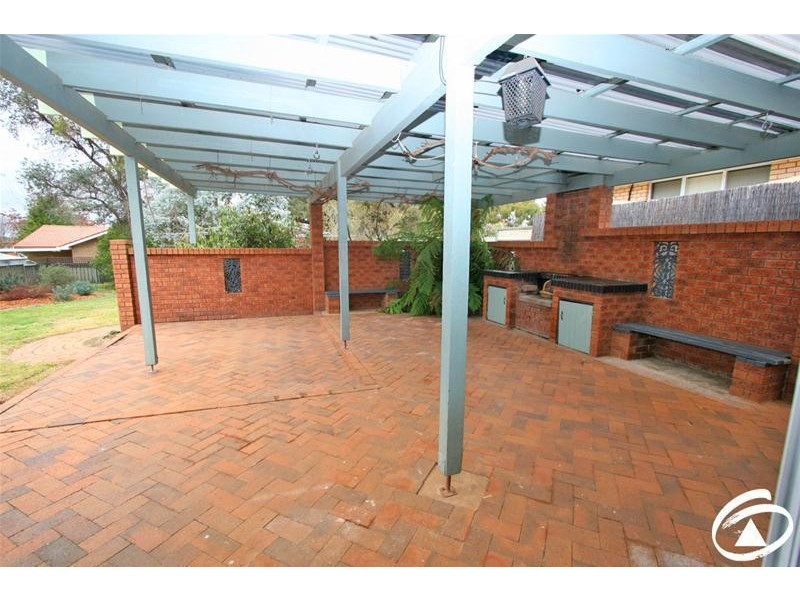 6 Cecil Road, Orange NSW 2800