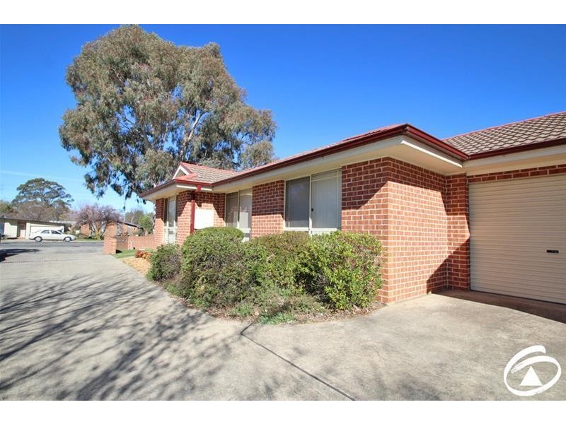 1/121 Woodward Street, Orange NSW 2800