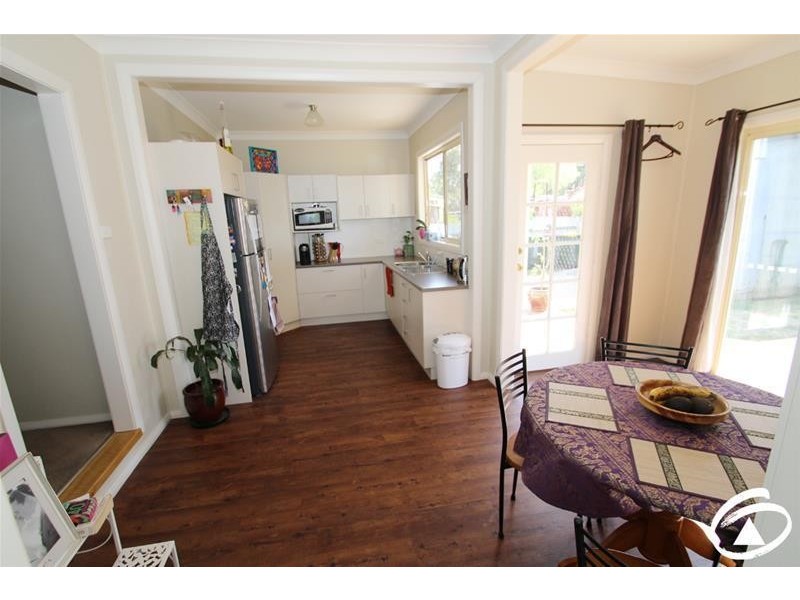 2 Endsleigh Avenue, Orange NSW 2800