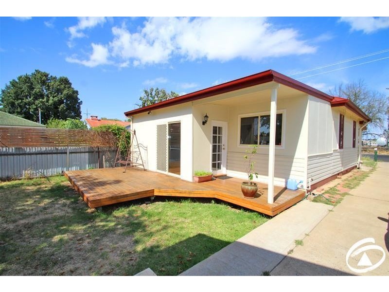 2 Endsleigh Avenue, Orange NSW 2800