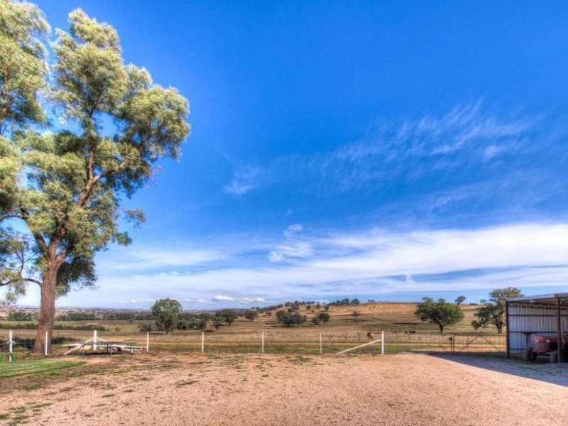188 Square Road, Canowindra NSW 2804