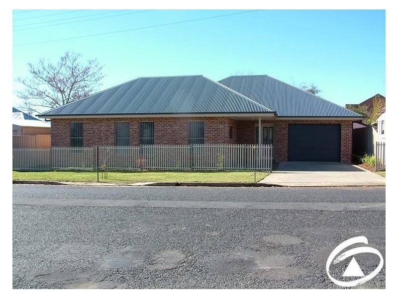 132A Warrendine Street, Orange NSW 2800