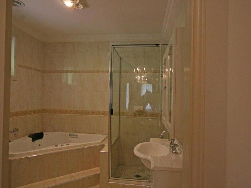 21 Wirruna Avenue, Orange NSW 2800