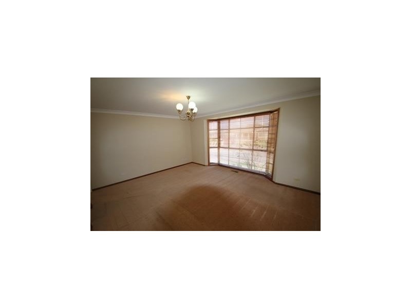 3 Booth Crescent, Orange NSW 2800