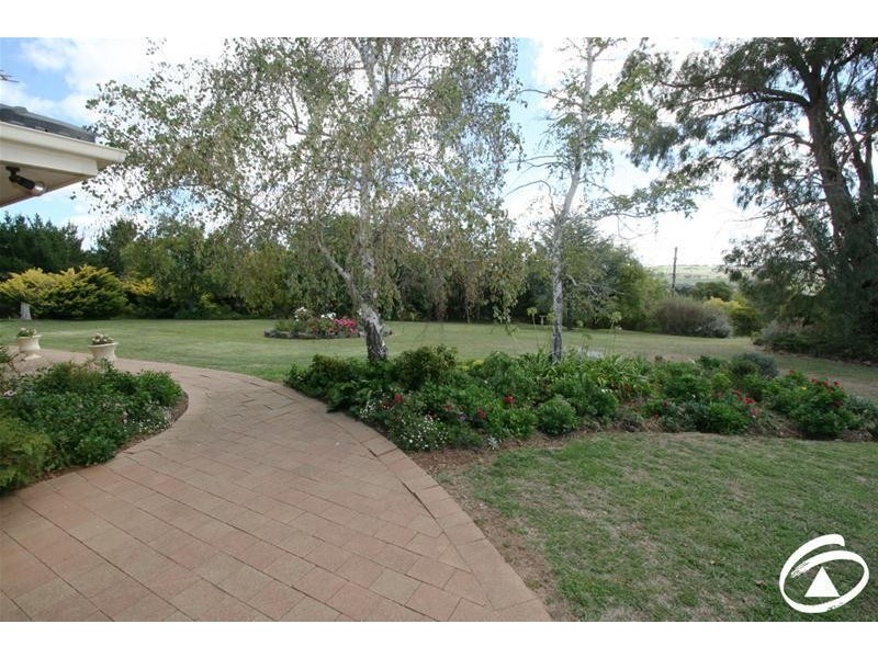 4 Ammerdown Crescent, Orange NSW 2800