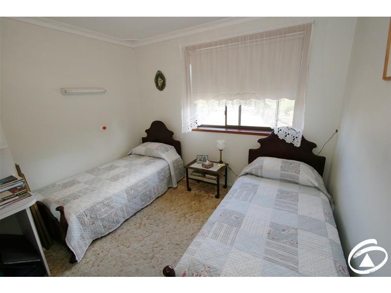 4 Ammerdown Crescent, Orange NSW 2800