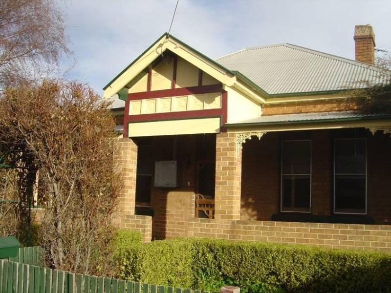 132 Warrendine Street, Orange NSW 2800