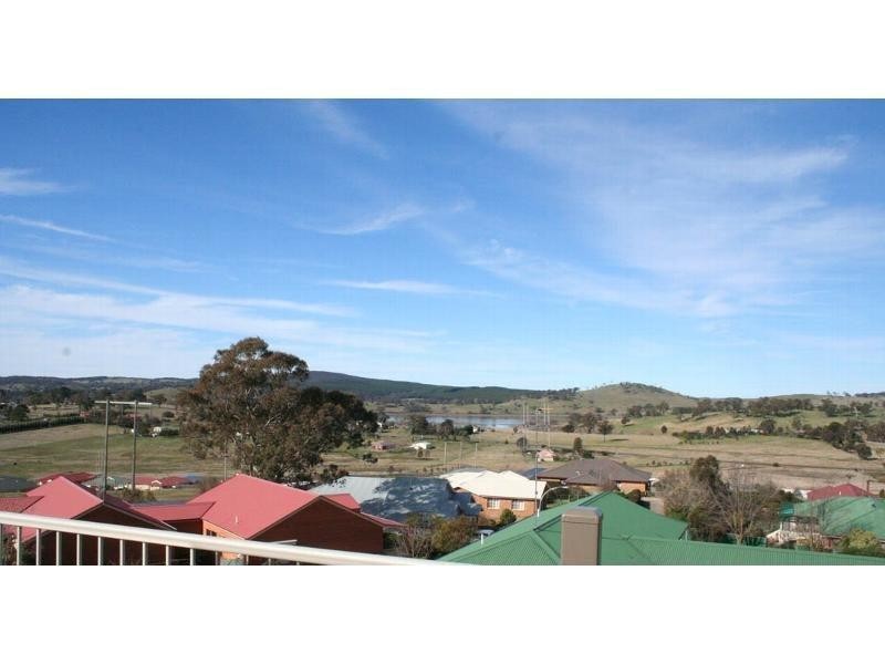 13 Tate Crescent, Orange NSW 2800