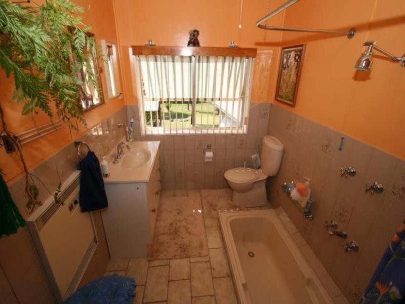 146 Market Street, Molong NSW 2866