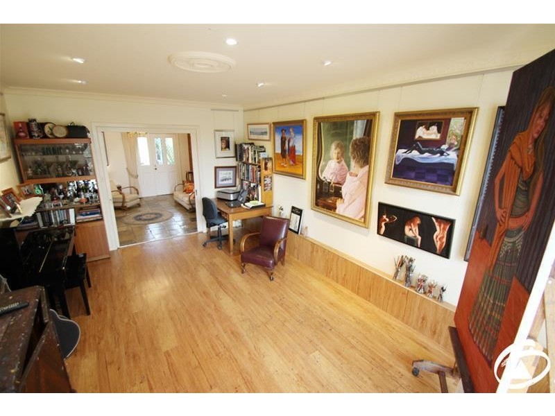 8 Springbank Lane, Orange NSW 2800