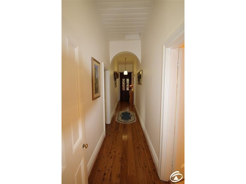 8 Springbank Lane, Orange NSW 2800