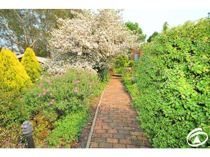 8 Springbank Lane, Orange NSW 2800