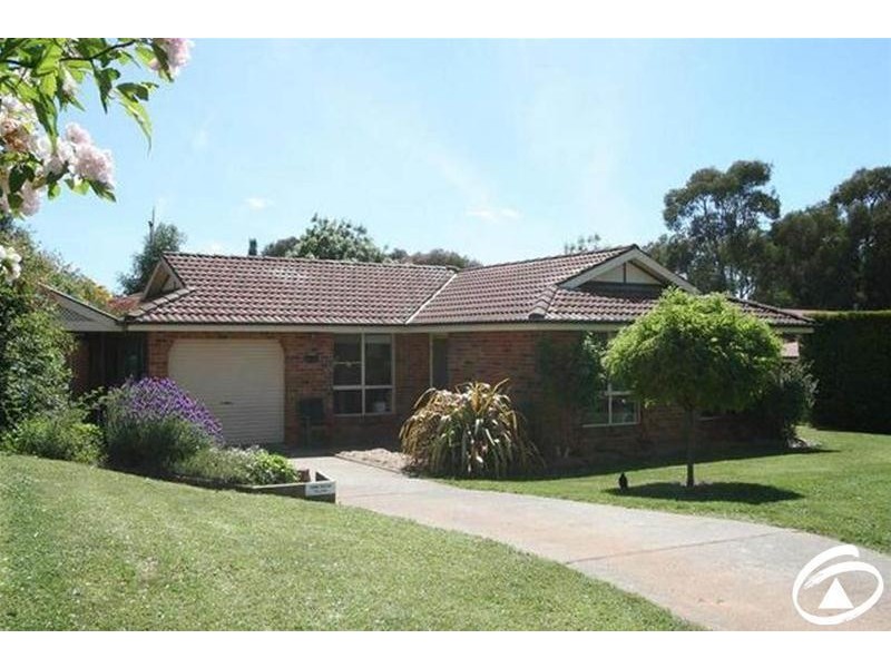 4 Bowyer Place, Orange NSW 2800