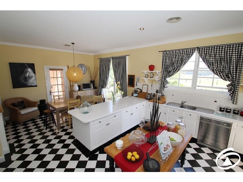 238 Summer Hill Lane, Orange NSW 2800