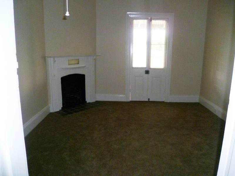 70 Gidley Street Molong Road, Molong NSW 2866