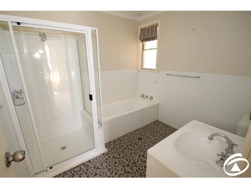 17 Coronation Drive, Orange NSW 2800