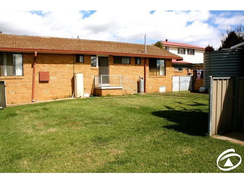 21 Park Street, Molong NSW 2866