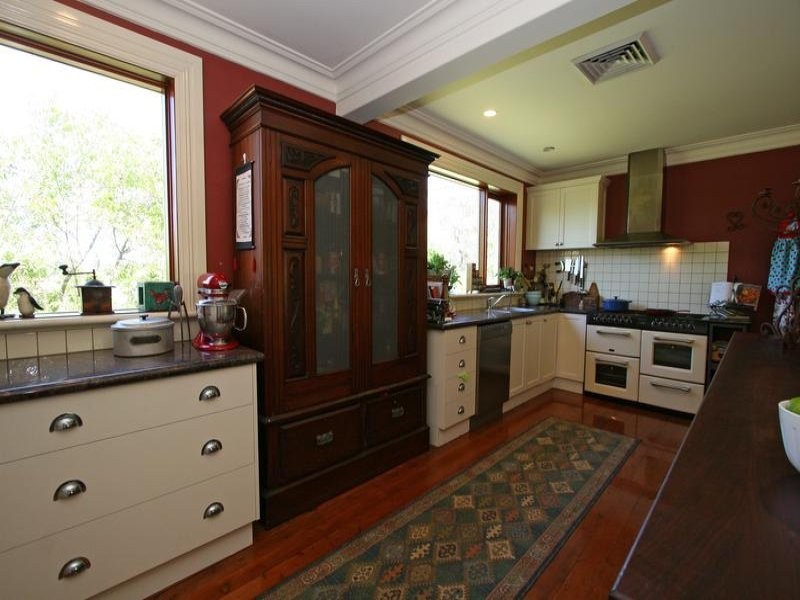 678 Burrendong Way, Orange NSW 2800