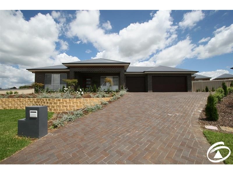 3 Row Close, Orange NSW 2800