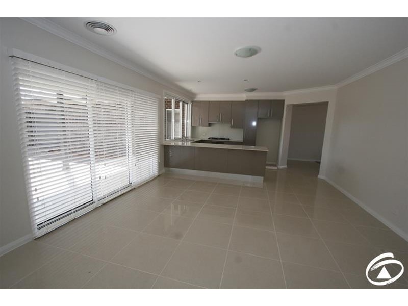 3 Row Close, Orange NSW 2800