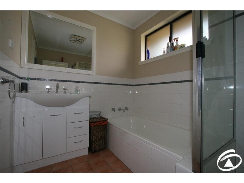 4 Northstoke Way, Orange NSW 2800