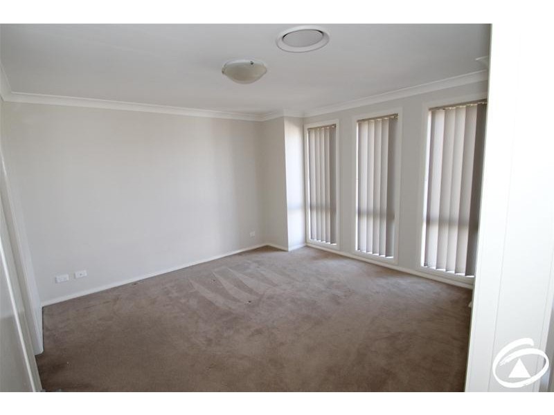 104 Diamond Drive, Orange NSW 2800