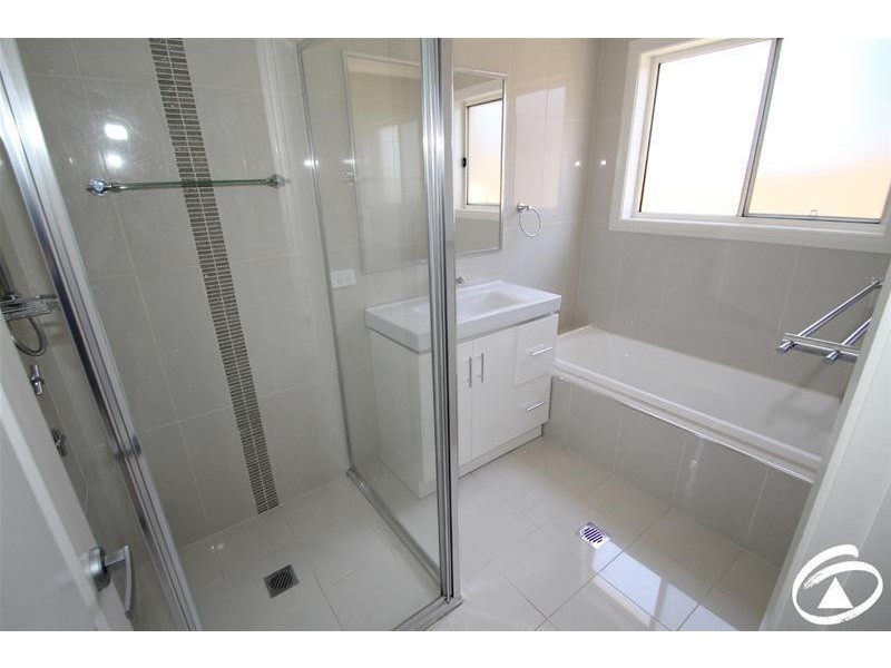 104 Diamond Drive, Orange NSW 2800