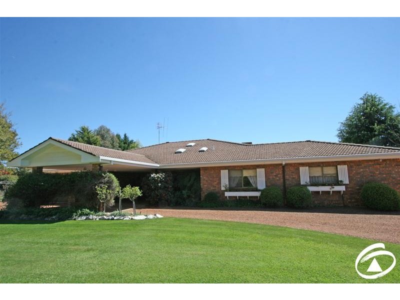 Carwoola Drive, Orange NSW 2800