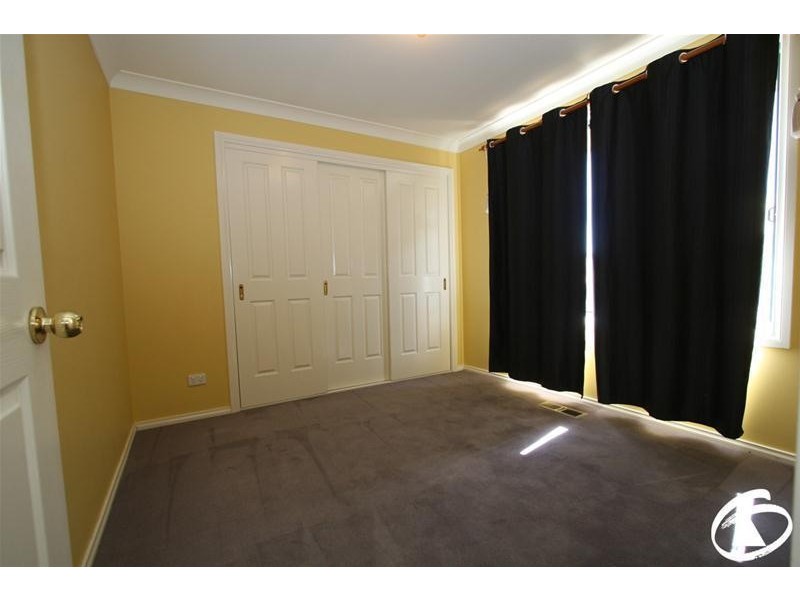 41 Booth Crescent, Orange NSW 2800