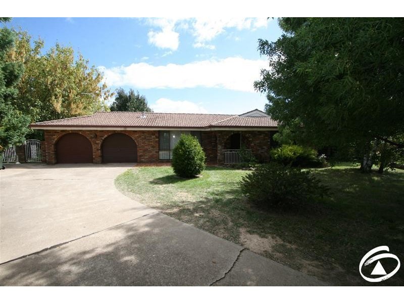 6 Georgian Place, Orange NSW 2800