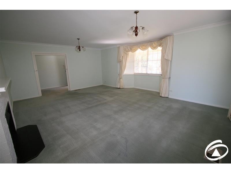 43 Green Lane, Orange NSW 2800