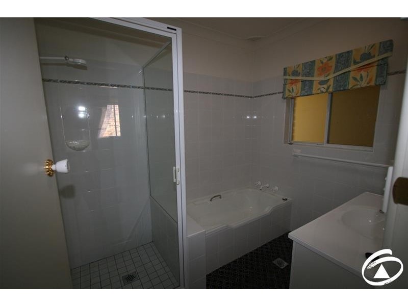 43 Green Lane, Orange NSW 2800