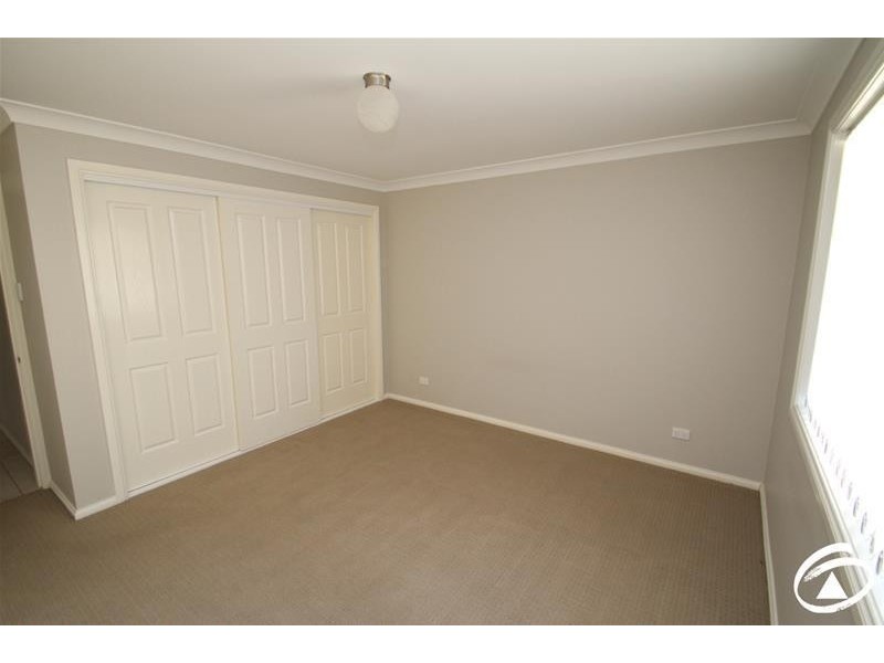 1b Maroney Close, Orange NSW 2800