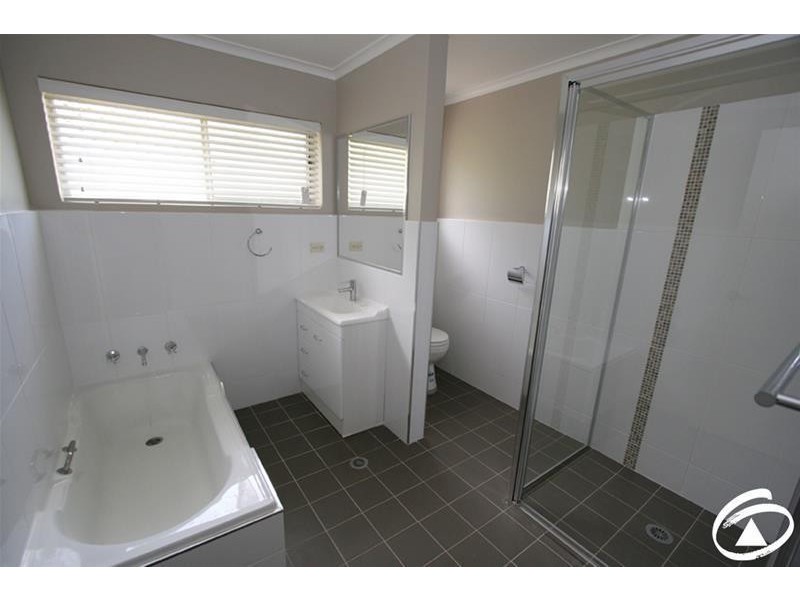 74 Sampson Street, Orange NSW 2800