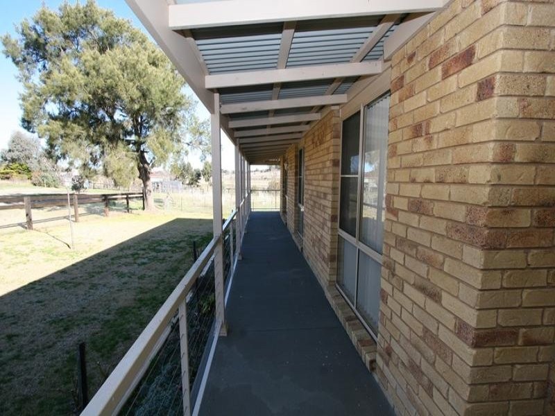 25 Stuart Street, Molong NSW 2866