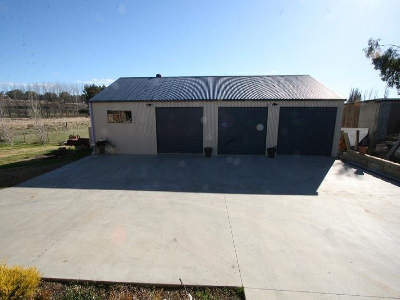 25 Stuart Street, Molong NSW 2866